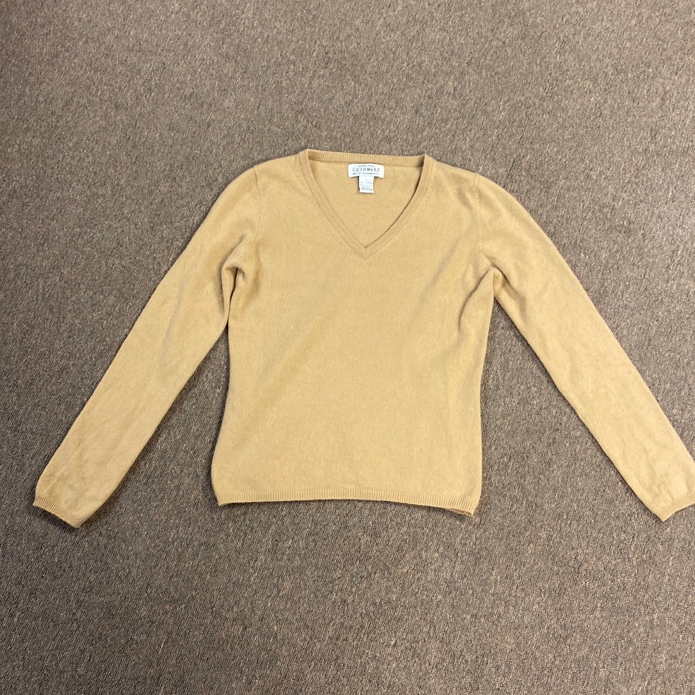 Sutton Studio Cashmere Bloomingdale’s sweater